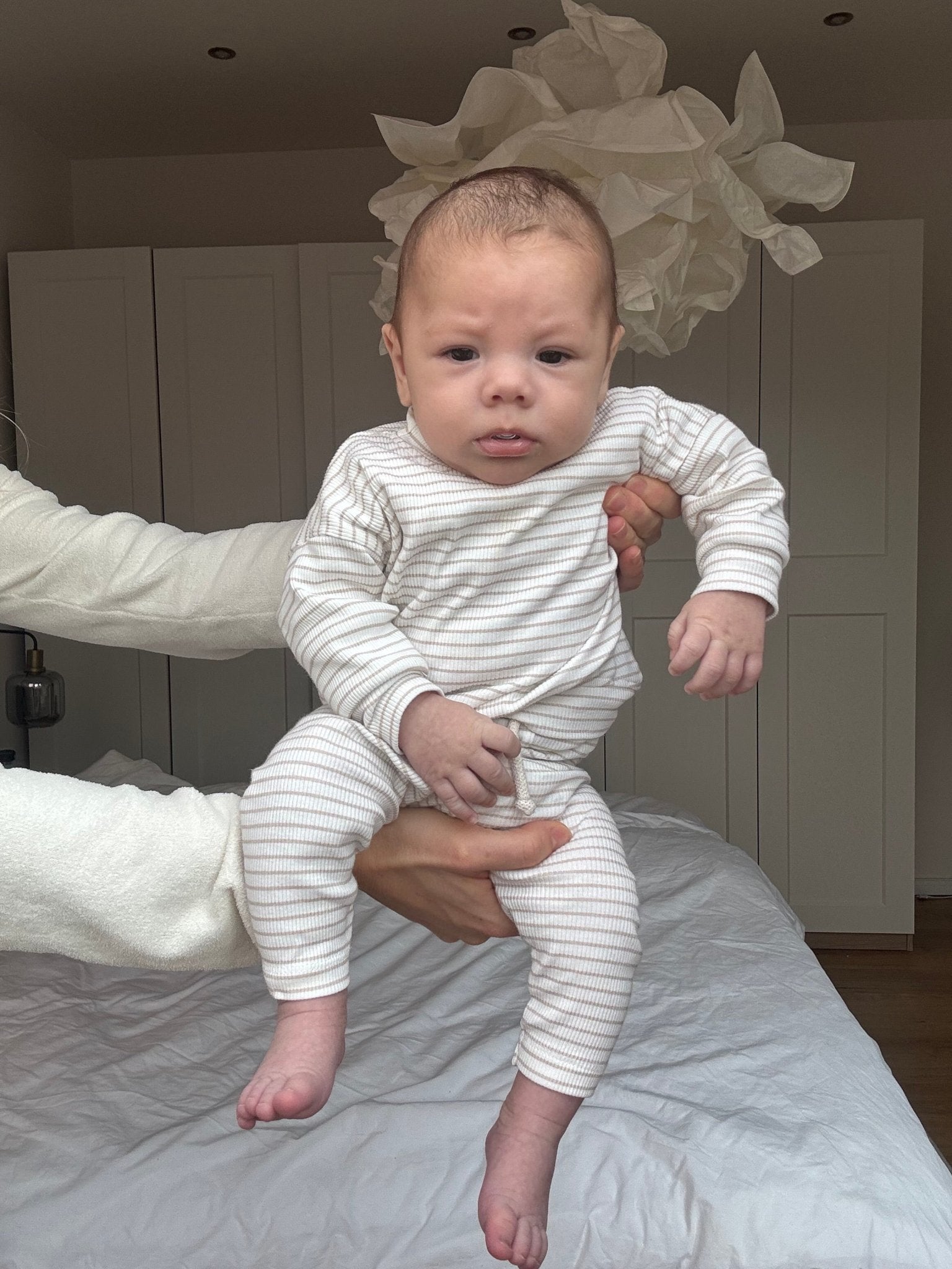 Gestreifter Sweater Leggings creme beige Baby Handmade Outfit für Jungs Mädchen hejleen kidswear