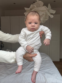 Gestreifter Sweater Leggings creme beige Baby Handmade Outfit für Jungs Mädchen hejleen kidswear