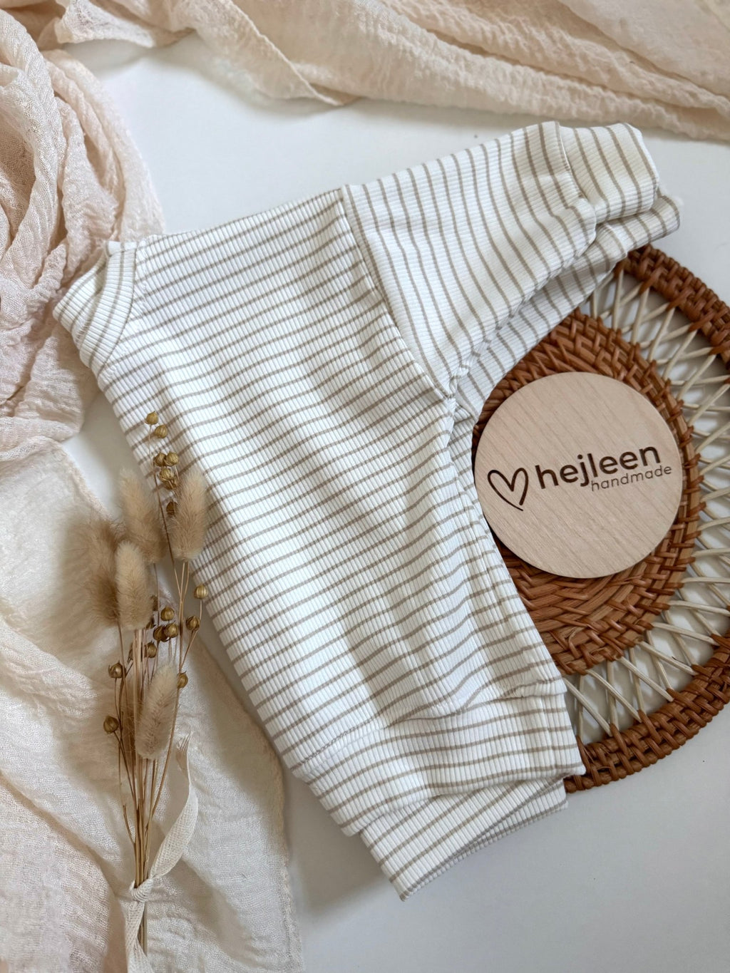 Gestreifter Sweater Leggings creme beige Baby Handmade Outfit für Jungs Mädchen hejleen kidswear