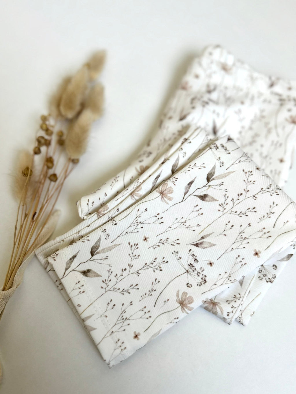 Handmade Leggings Gräser beige weiß creme Blumen für Mädchen Babys Kinder hejleen kidswear