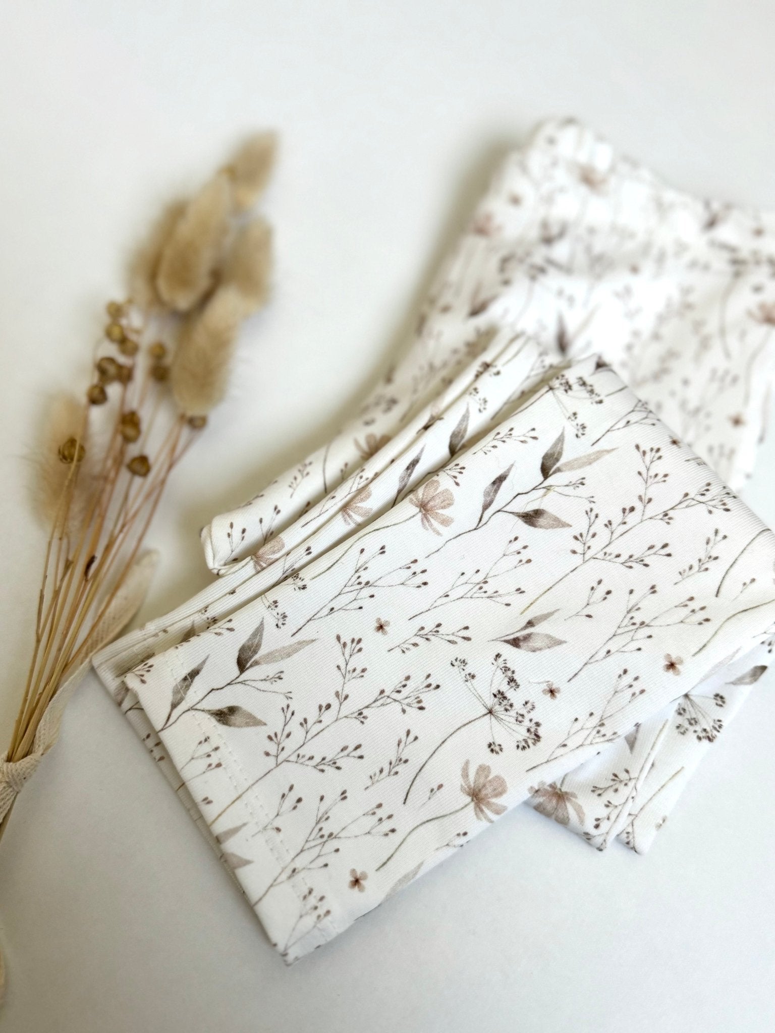 Handmade Leggings Gräser beige weiß creme Blumen für Mädchen Babys Kinder hejleen kidswear