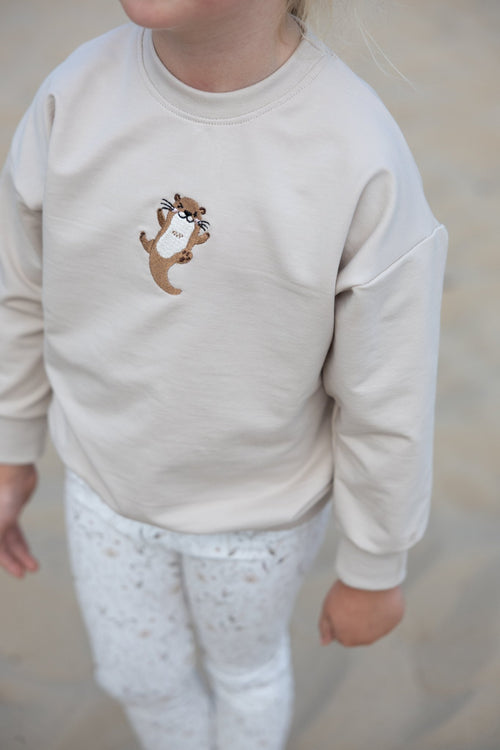 Pullover Otter bestickt Stickmuster beige Oversized Sweater Pullover Handmade Baby Kind hejleen kidswear Jungs mädchen outfit