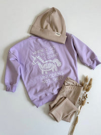 Einhorn Pullover Oversized Sweater Flieder Lavendel Unicorn mit Beige Karamell leggings Mütze für Baby Kinder hejleen kidswear